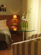 Elefsina Hotel