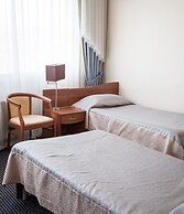 Guru Hotel
