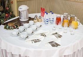 Guru Hotel
