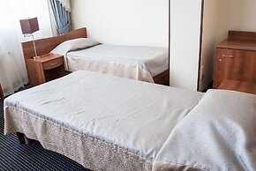 Guru Hotel