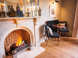 Eslington Villa