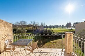 ResidHotel Golf Grand Avignon