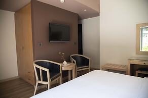 Areos Hotel