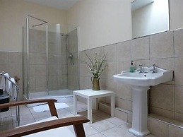 Hedgefield House Hotel