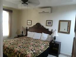 Hotel Aloha