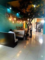 Hotel Aloha