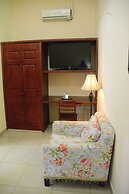 Hotel Aloha