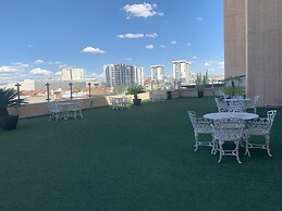 Hotel Mirage