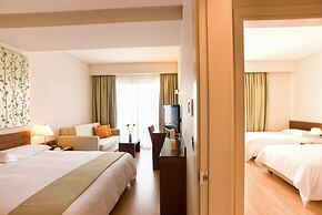 Pharae Palace Hotel