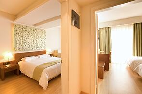 Pharae Palace Hotel