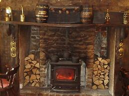 Hunters Lodge Inn