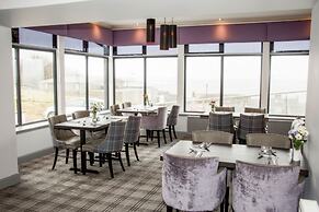 The Knowes Hotel & Restaurant