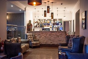 The Knowes Hotel & Restaurant