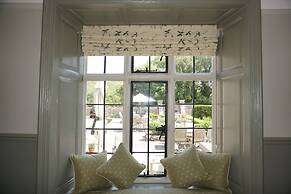 Mortons Manor