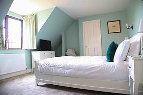 Mortons Manor