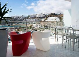 Marina Suites