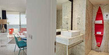 Marina Suites