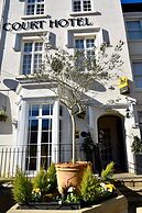 Queens Court Hotel