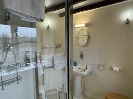 Guiting Guest House