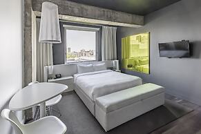 Hotel Zero 1