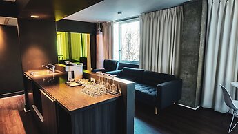 Hotel Zero 1