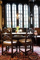 Luttrell Arms Hotel