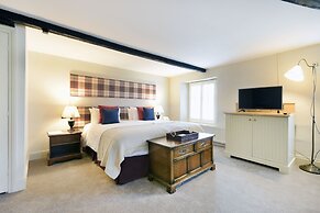 Luttrell Arms Hotel