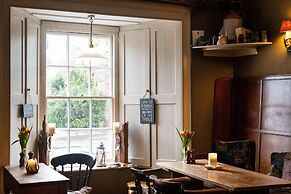 Luttrell Arms Hotel
