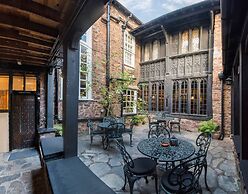Luttrell Arms Hotel