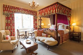 Luttrell Arms Hotel
