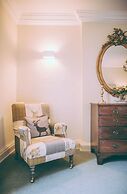 Luttrell Arms Hotel