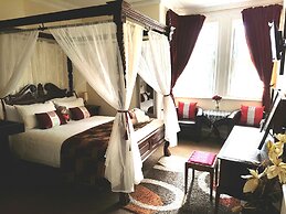 The Palms Hotel