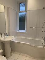 Aberdeen Serviced Apartments - The Lodge