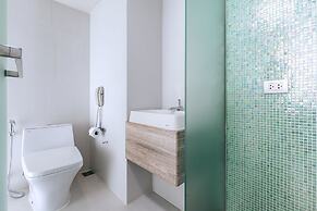Hotel Baraquda Pattaya By Heeton