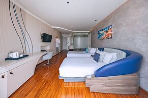 Hotel Baraquda Pattaya By Heeton