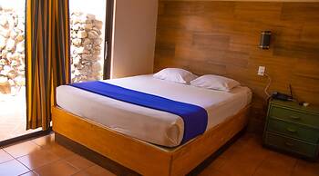 Hotel Bahia Del Sol