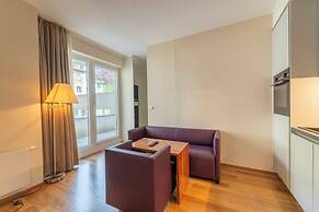 Pakat Suites