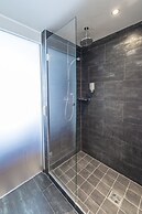 Pakat Suites