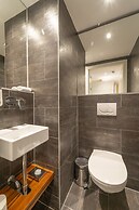 Pakat Suites