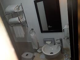 Hotel & Suites PF