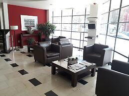 Hotel & Suites PF