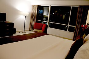 Hotel & Suites PF