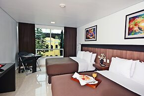 Hotel & Suites PF
