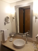 Hotel & Suites PF
