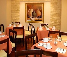 Lakonia Hotel