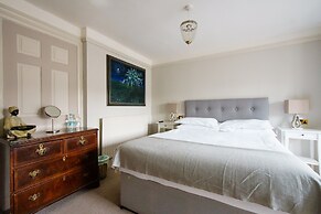 Bankes Arms Hotel