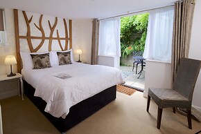 Cottage Lodge Hotel