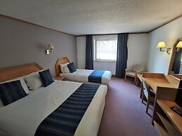 Passage House Hotel