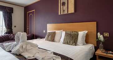 Passage House Hotel