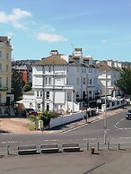 OYO Devonshire Park Hotel